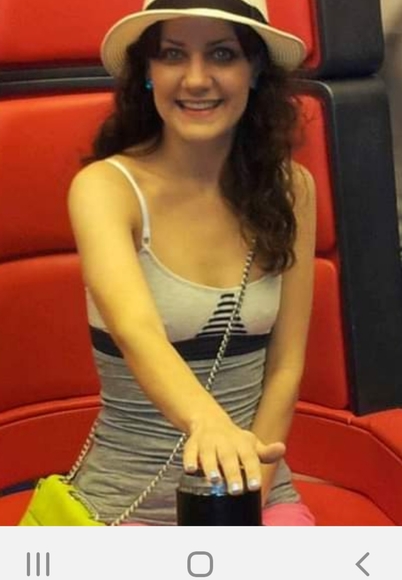 Lululemon tank size 2 worn once - Picture 2 of 2